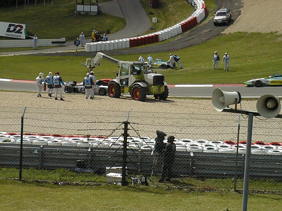 06 Formel 3000 uheld.jpg